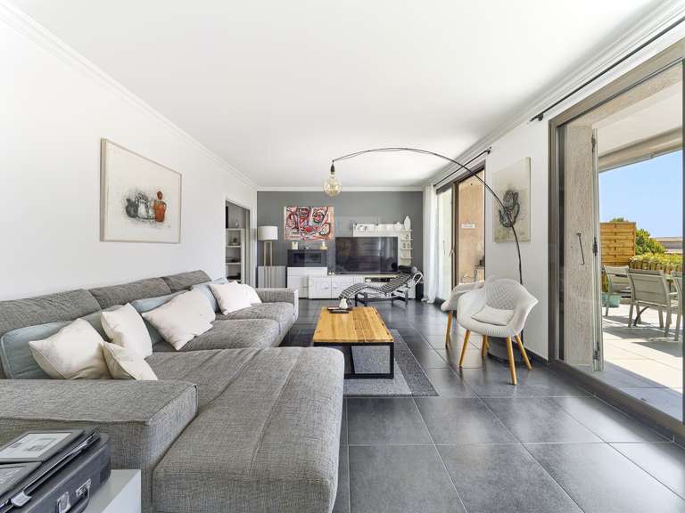 Apartment Villeneuve-Loubet - 3 bedrooms - 116m²