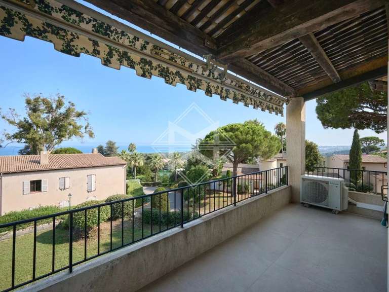 Appartement Villeneuve-Loubet - 2 chambres - 128m²