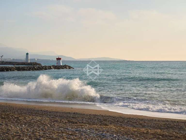 Appartement Villeneuve-Loubet - 2 chambres - 109m²