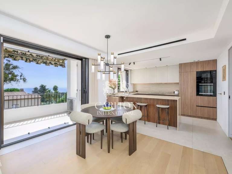 Apartment with Sea view Villeneuve-Loubet - 2 bedrooms - 117m²