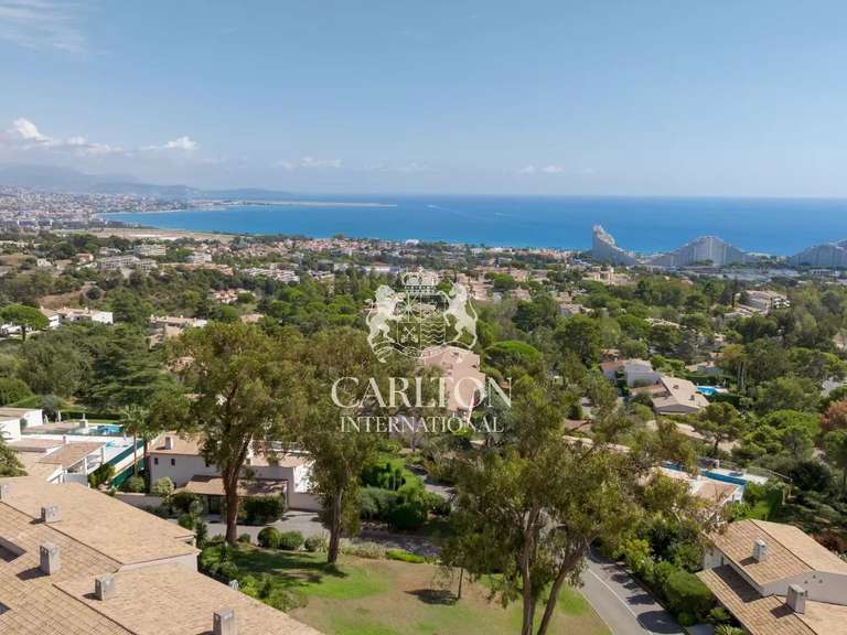 Apartment with Sea view Villeneuve-Loubet - 2 bedrooms - 117m²