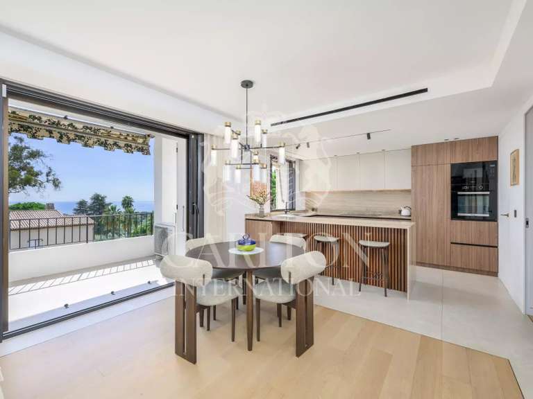 Appartement avec Vue sur mer Villeneuve-Loubet - 2 chambres - 117m²