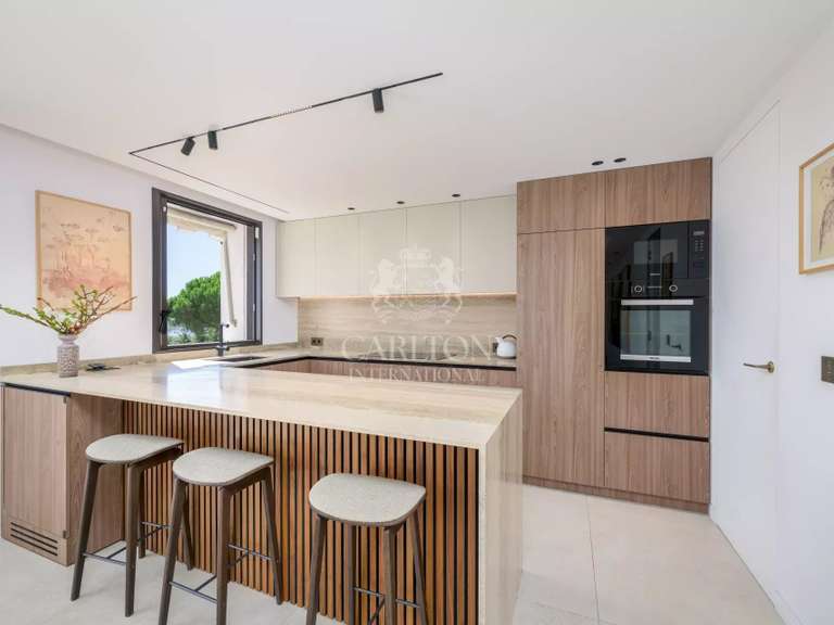 Apartment with Sea view Villeneuve-Loubet - 2 bedrooms - 117m²