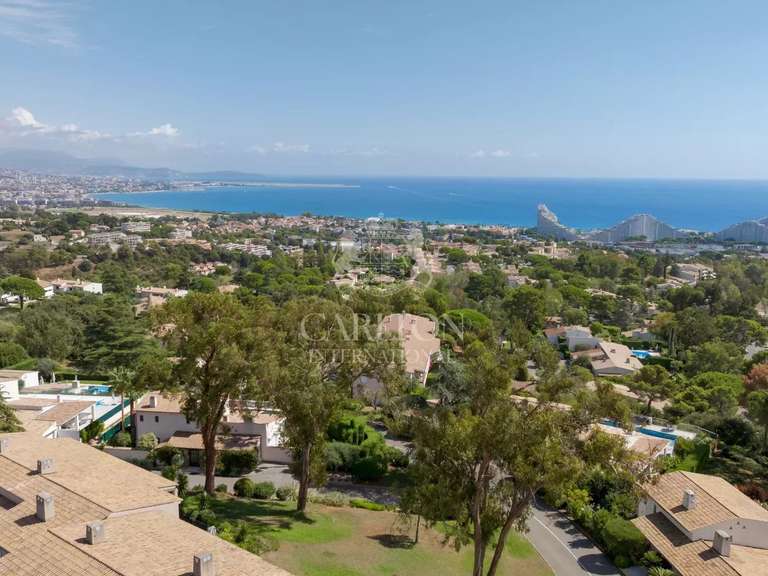 Apartment with Sea view Villeneuve-Loubet - 2 bedrooms - 117m²