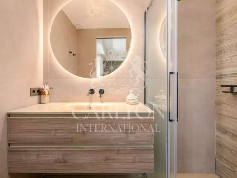 Appartement avec Vue sur mer Villeneuve-Loubet - 2 chambres - 117m²