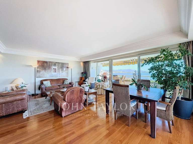Apartment Villeneuve-Loubet - 4 bedrooms - 192m²