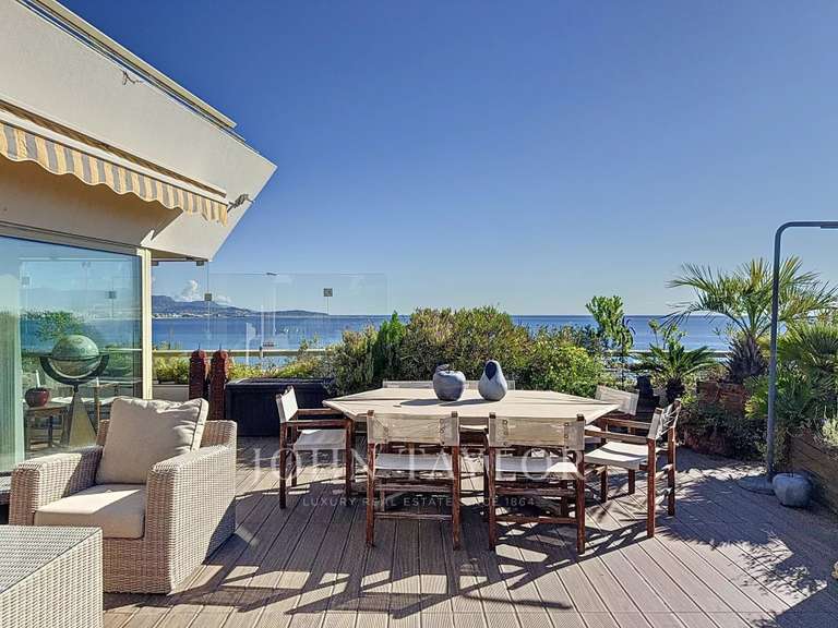 Apartment Villeneuve-Loubet - 4 bedrooms - 192m²