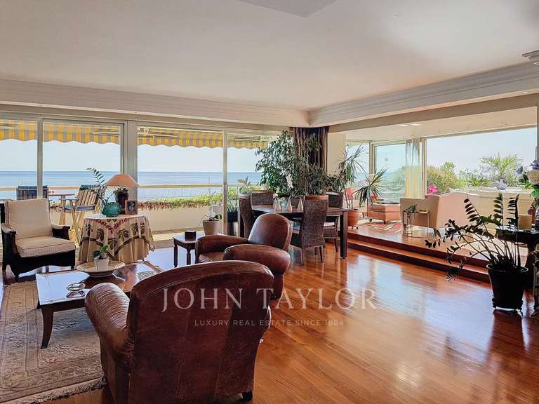 Apartment Villeneuve-Loubet - 4 bedrooms - 192m²