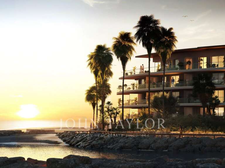 Appartement Villeneuve-Loubet - 3 chambres - 95m²