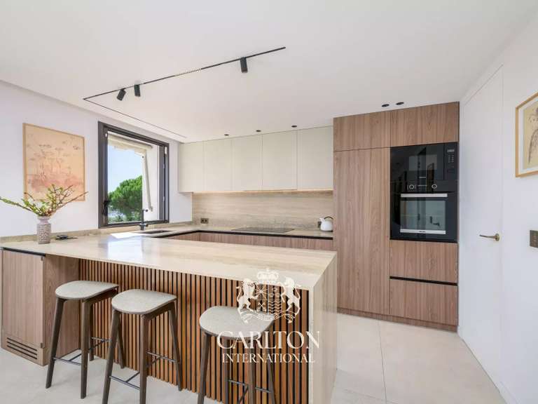 Apartment with Sea view Villeneuve-Loubet - 2 bedrooms - 117m²