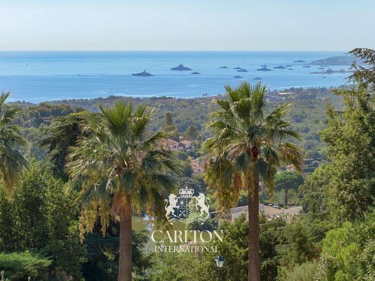 Apartment with Sea view Villeneuve-Loubet - 2 bedrooms - 117m²