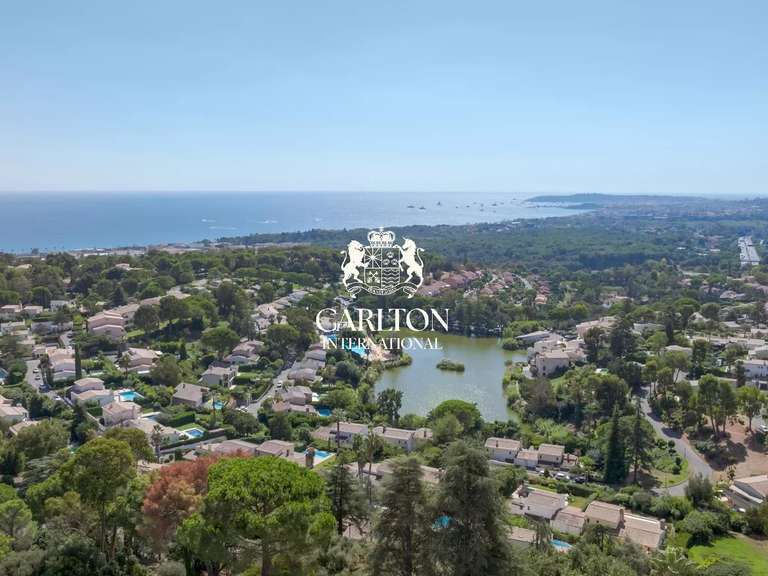 Apartment with Sea view Villeneuve-Loubet - 2 bedrooms - 117m²