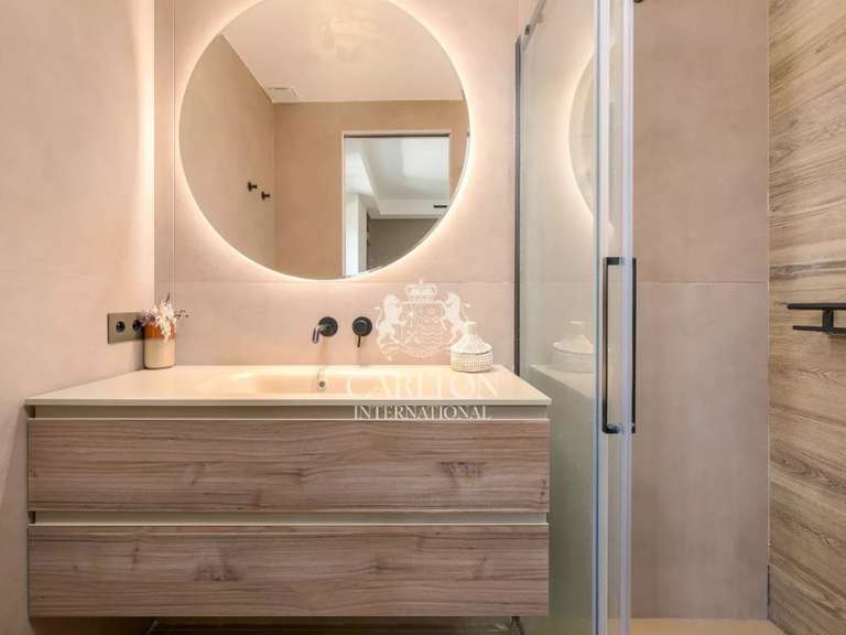 Appartement avec Vue sur mer Villeneuve-Loubet - 2 chambres - 117m²