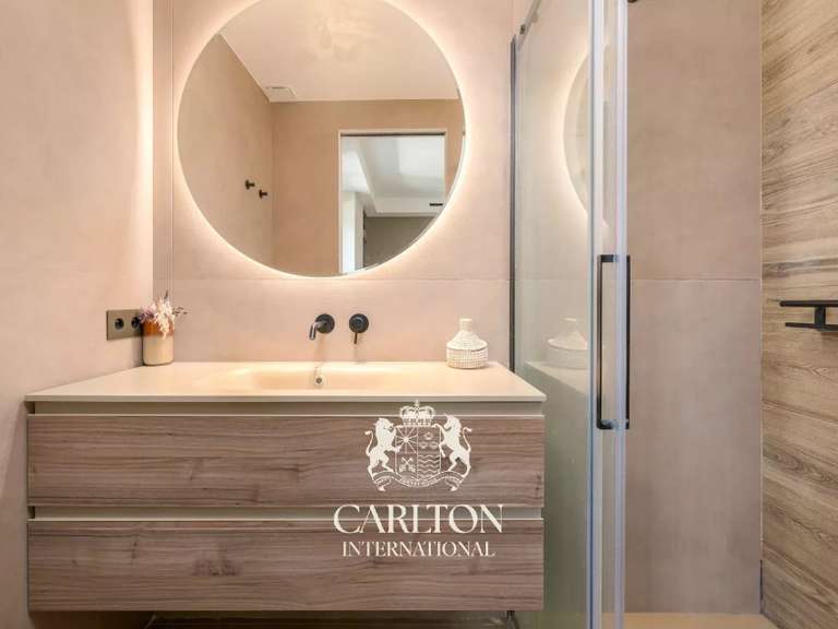 Appartement avec Vue sur mer Villeneuve-Loubet - 2 chambres - 117m²