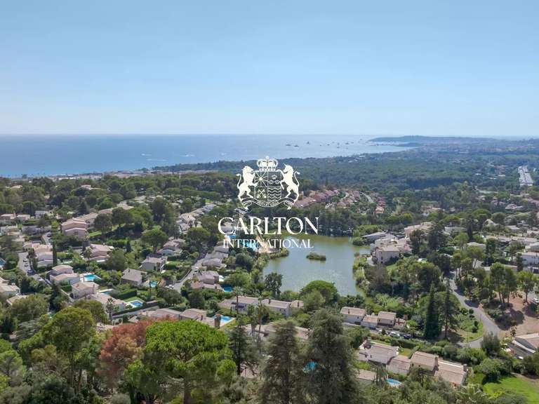 Apartment with Sea view Villeneuve-Loubet - 2 bedrooms - 117m²