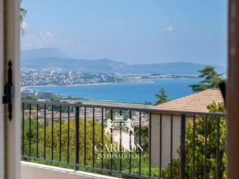 Appartement avec Vue sur mer Villeneuve-Loubet - 2 chambres - 117m²