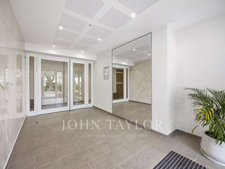 Appartement Villeneuve-Loubet - 2 chambres - 62m²