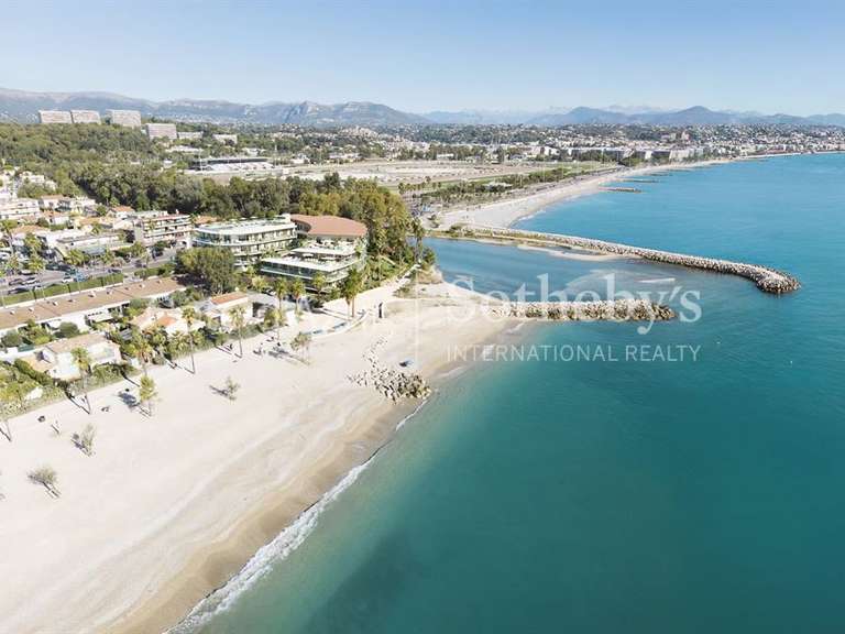 Appartement avec Vue sur mer Villeneuve-Loubet - 3 chambres - 155m²