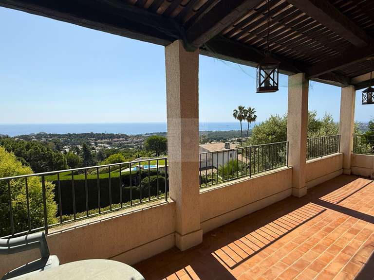 Appartement avec Vue sur mer Villeneuve-Loubet - 4 chambres - 117m²