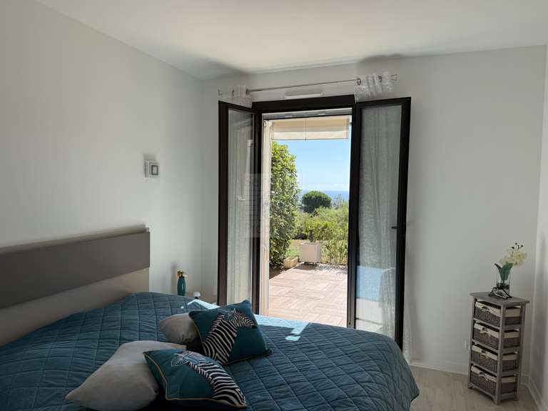 Appartement avec Vue sur mer Villeneuve-Loubet - 3 chambres - 101m²