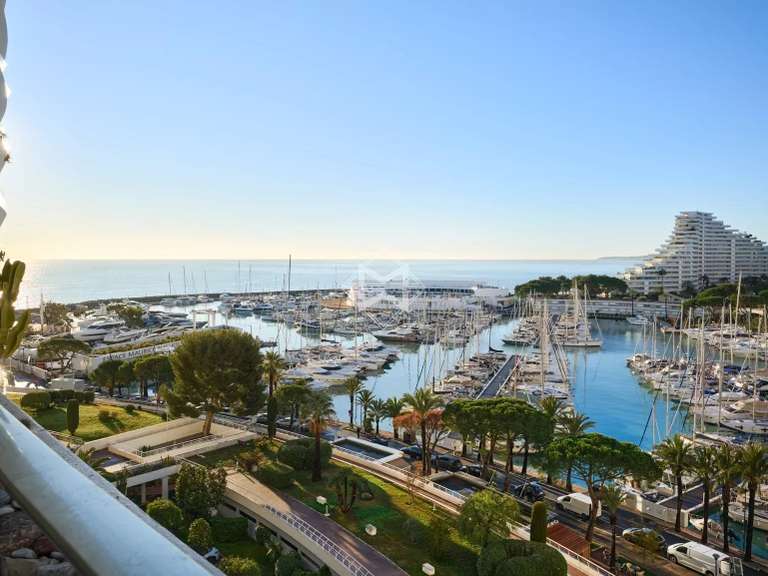 Appartement Villeneuve-Loubet - 1 chambre - 65m²