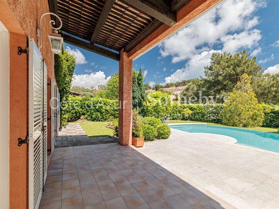 House Villeneuve-Loubet