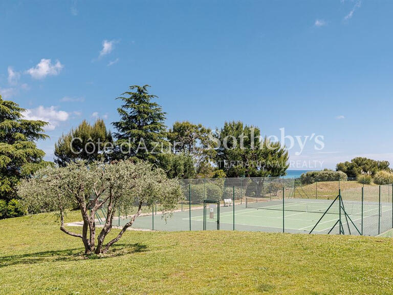 Maison Villeneuve-Loubet - 4 chambres - 133m²