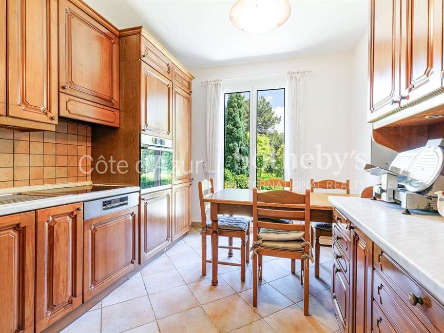 House Villeneuve-Loubet