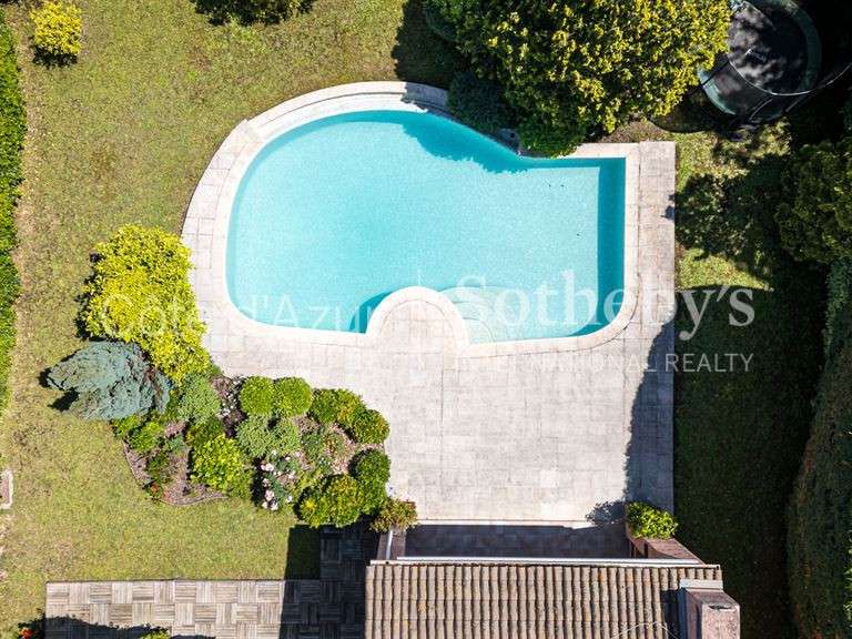 House Villeneuve-Loubet