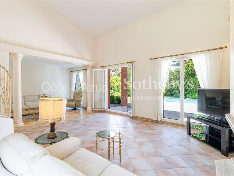 Maison Villeneuve-Loubet - 4 chambres - 133m²