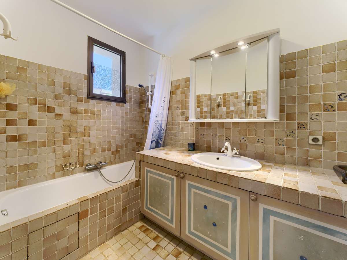 House Villeneuve-Loubet