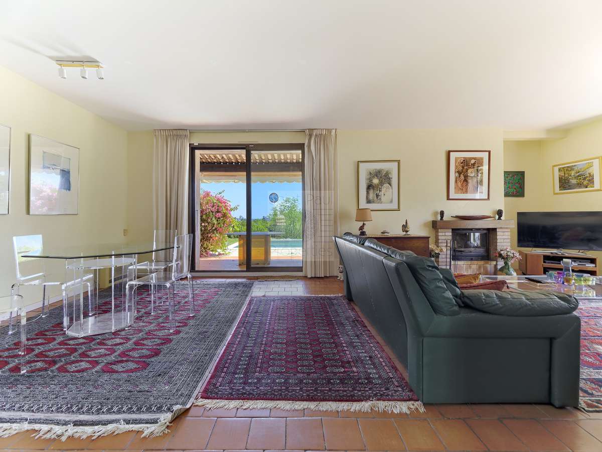 House Villeneuve-Loubet