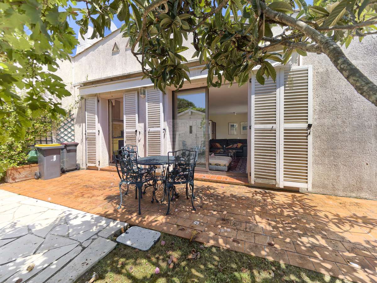 House Villeneuve-Loubet