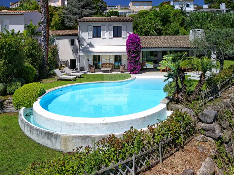 House Villeneuve-Loubet - 4 bedrooms - 130m²