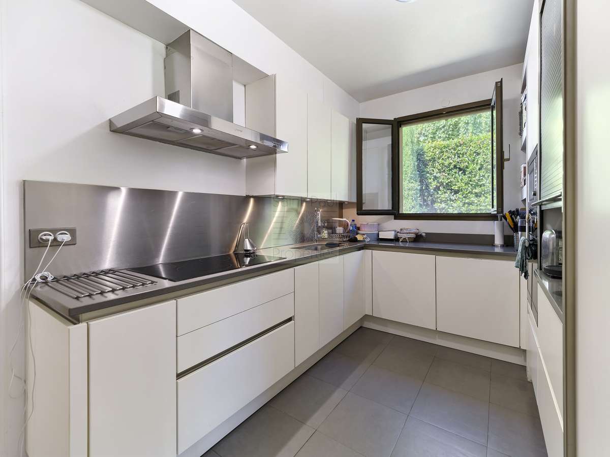 House Villeneuve-Loubet