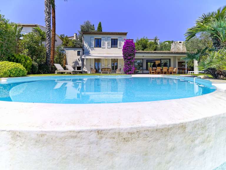 House Villeneuve-Loubet - 4 bedrooms - 130m²