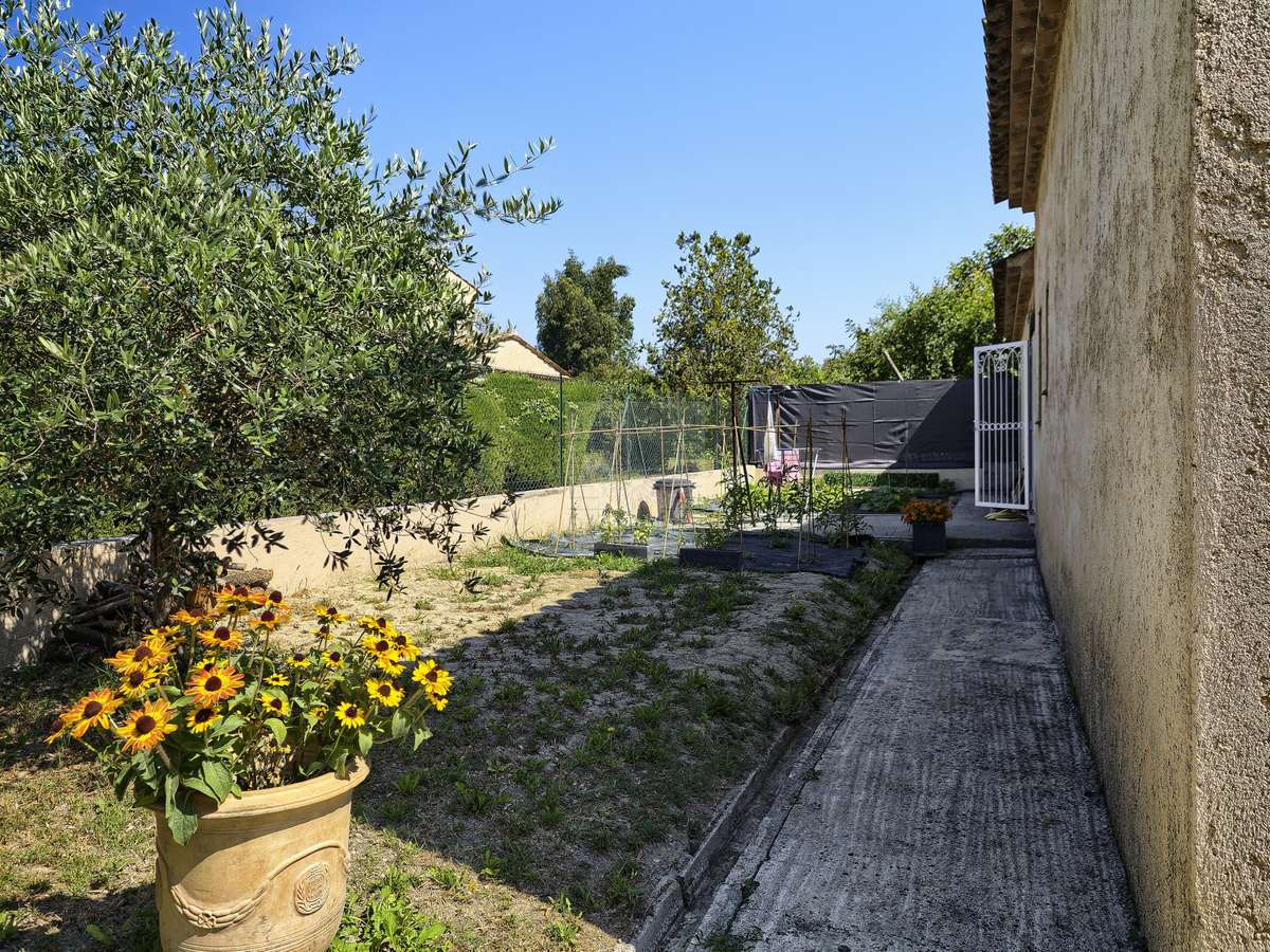 House Villeneuve-Loubet