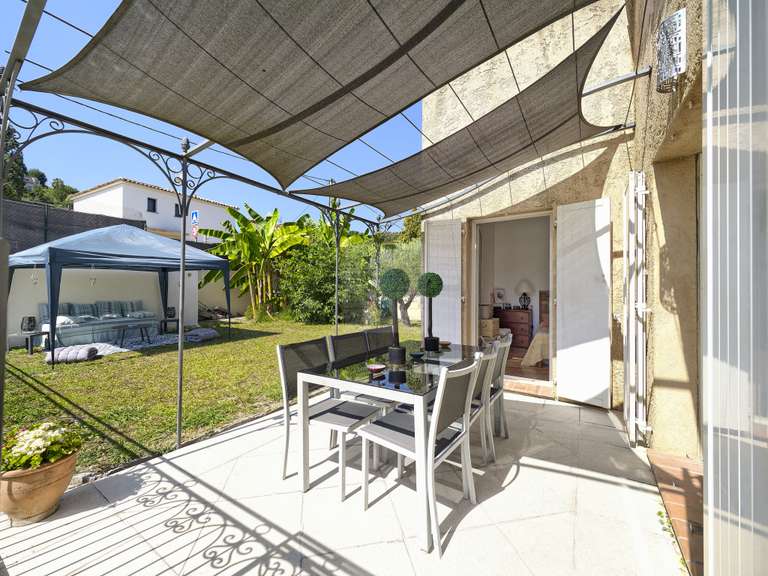 House Villeneuve-Loubet - 5 bedrooms - 180m²