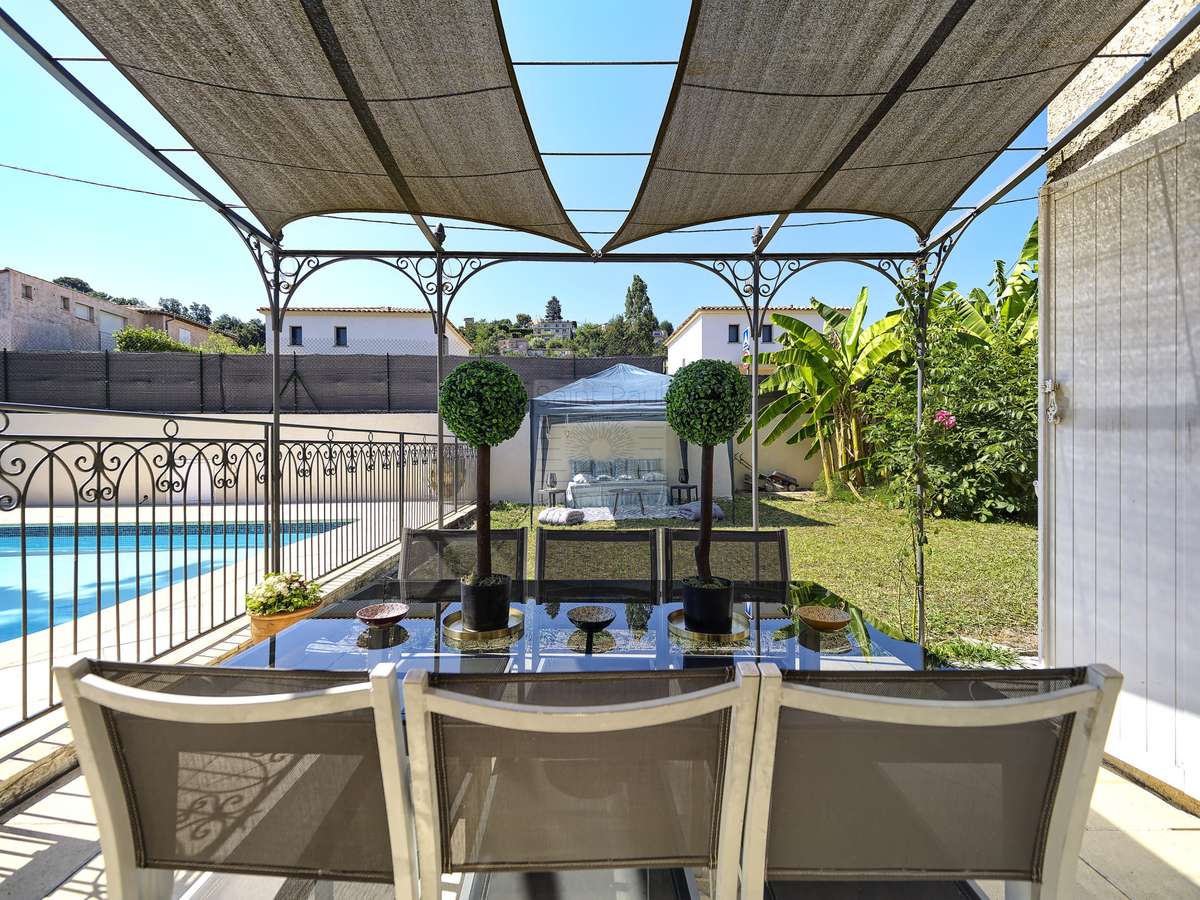 House Villeneuve-Loubet