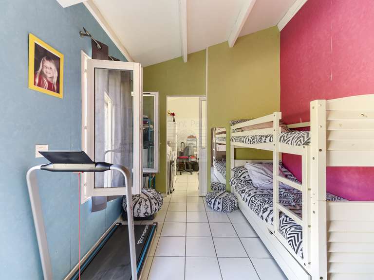 House Villeneuve-Loubet - 5 bedrooms - 180m²