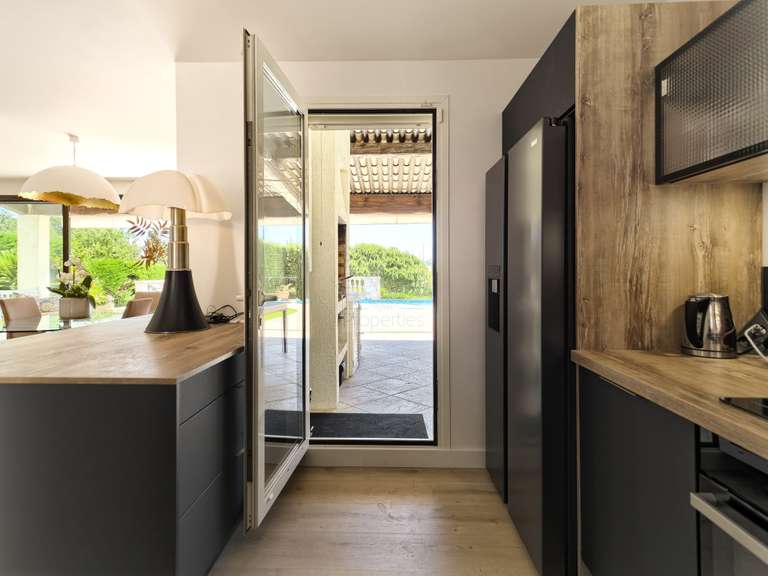 House with Sea view Villeneuve-Loubet - 4 bedrooms - 116m²