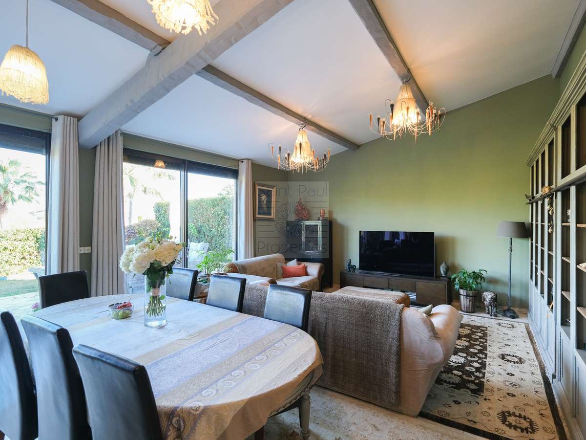 House Villeneuve-Loubet