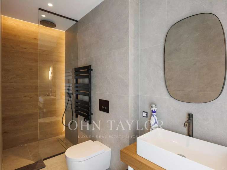 House Villeneuve-Loubet - 5 bedrooms - 397m²