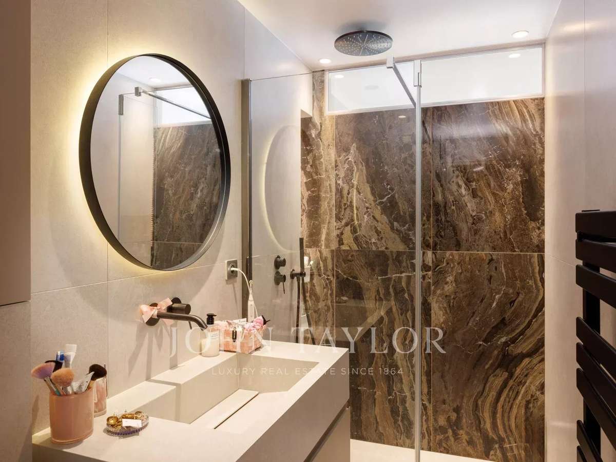 House Villeneuve-Loubet