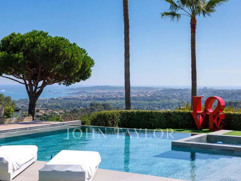 House Villeneuve-Loubet - 5 bedrooms - 397m²