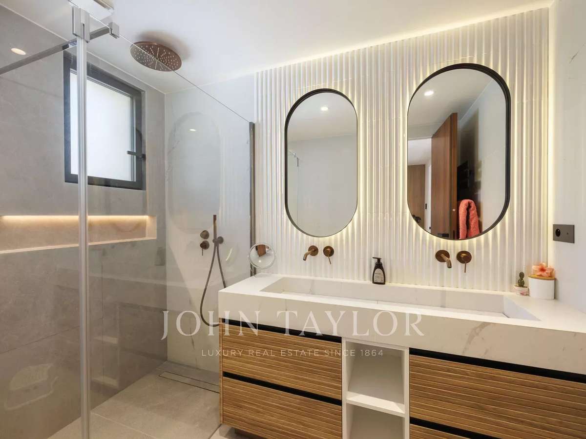 House Villeneuve-Loubet