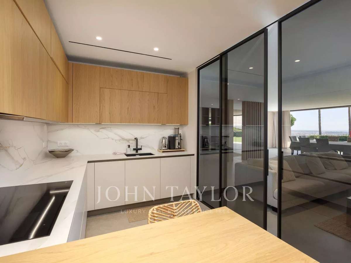 House Villeneuve-Loubet