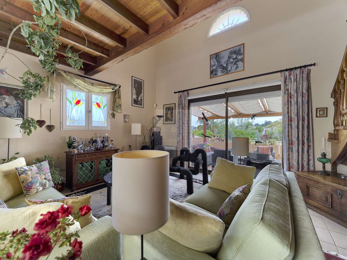 House Villeneuve-Loubet