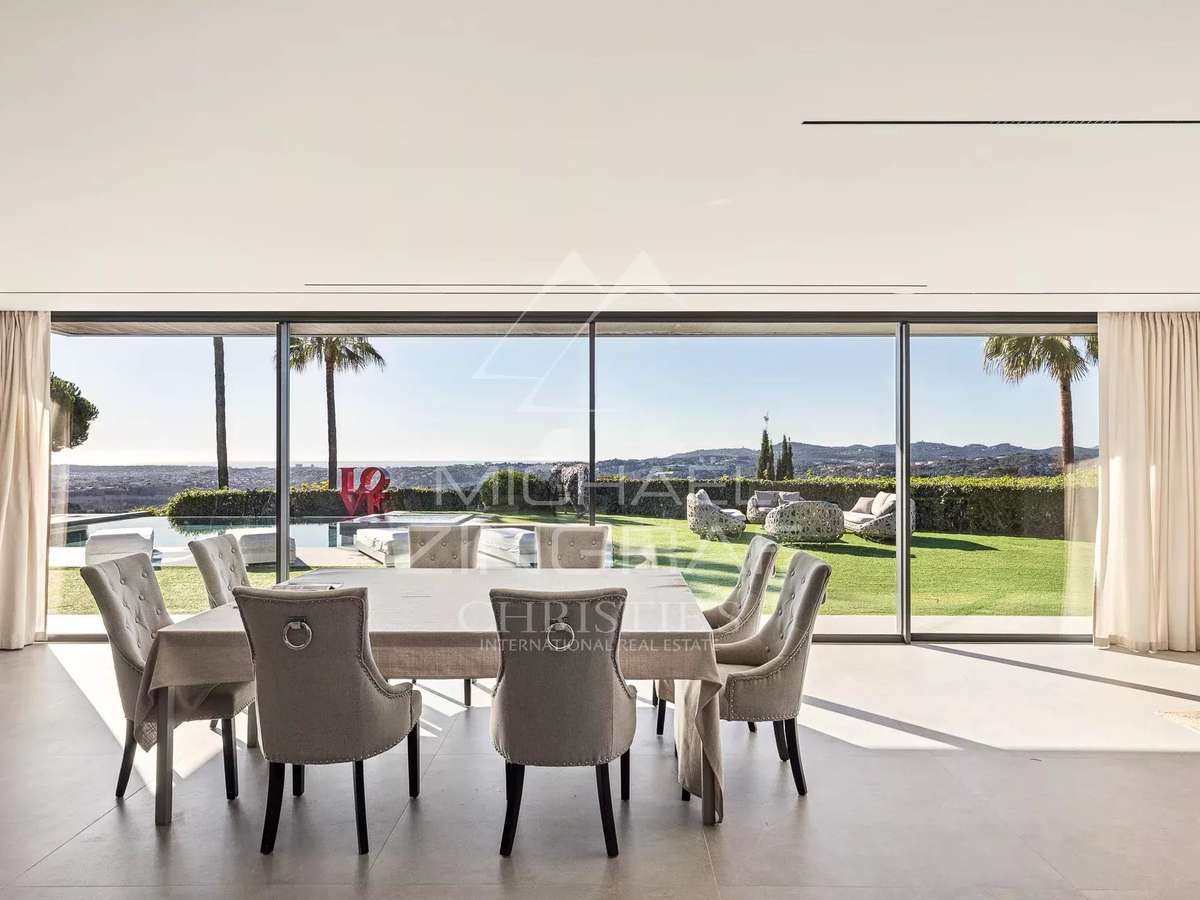 House Villeneuve-Loubet