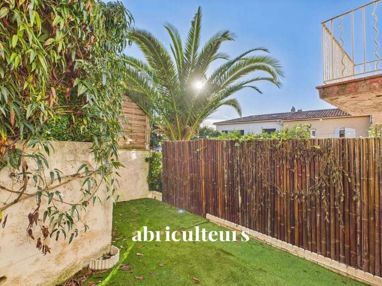 Maison Villeneuve-Loubet - 3 chambres - 89m²